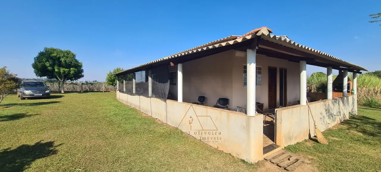 Imagem Chácara à venda em Cesário Lange-SP, bairro Campininha: 2 quartos, 1 sala, 1 banheiro, 1 vaga, 150m². Aproveite!
