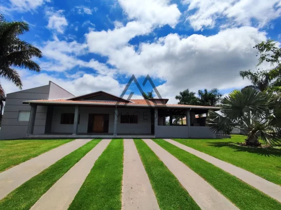 Imagem Maravilhosa Casa de Campo com 4 suítes no Ninho Verde I