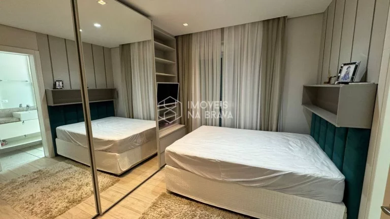 Imagem APARTAMENTO 3 SUITES, 3 VAGAS DE GARAGEM - LOCACAO- PRAIA BRAVA - ITAJAI/SC