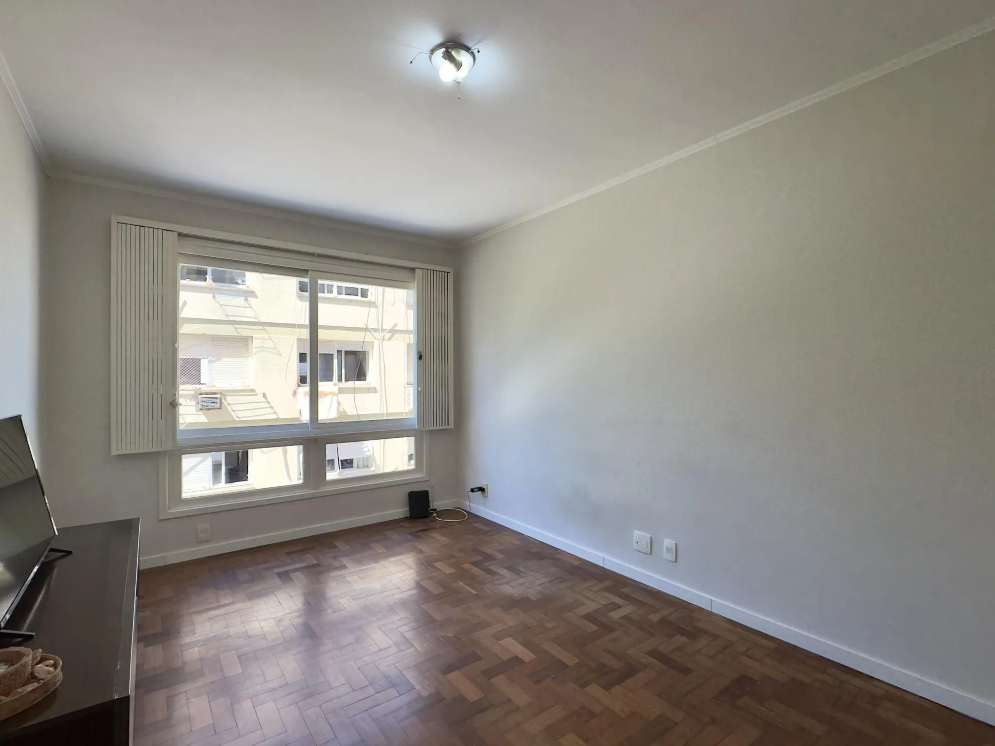 Imagem Apartamento 1 dormitório, super amplo, com vaga de garagem no Centro Histórico