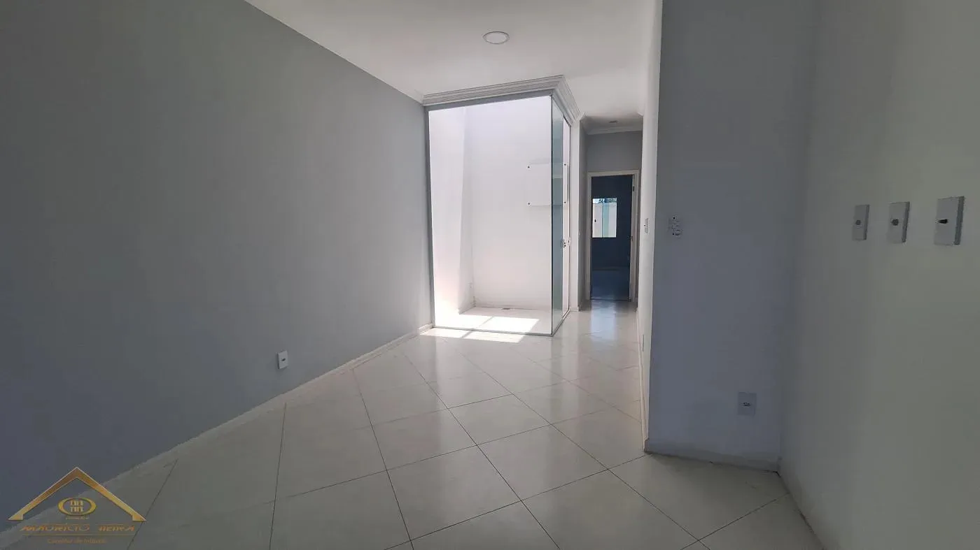 Imagem Casa para Venda em Cabo Frio / RJ no bairro Vila do Peró