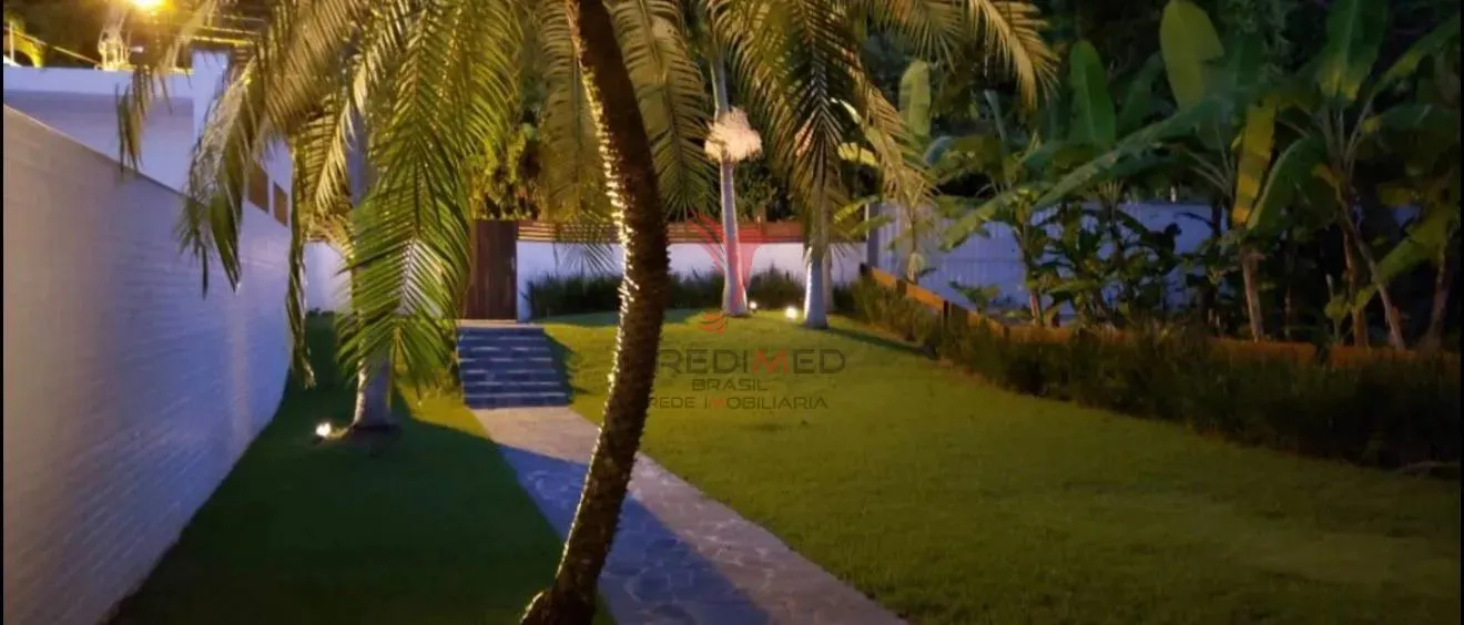 Imagem Casa de super luxo toda mobilada , para locação O Epítome do Luxo e Conforto em Cabeçudas
