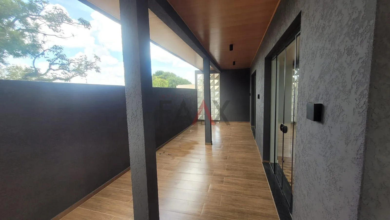 Imagem Excelente sala comercial na Xv de novembro em Guarapuava no Morro alto