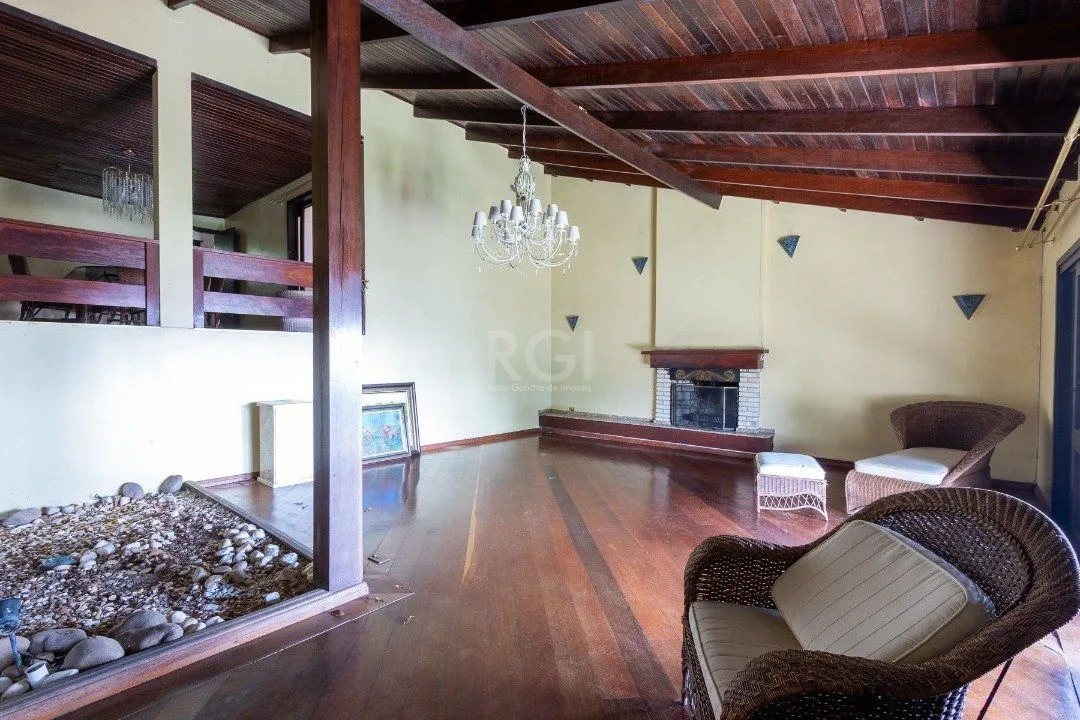 Imagem Casa para Venda - 500m², 4 dormitórios, sendo 1 suites, 4 vagas - Vila Conceição