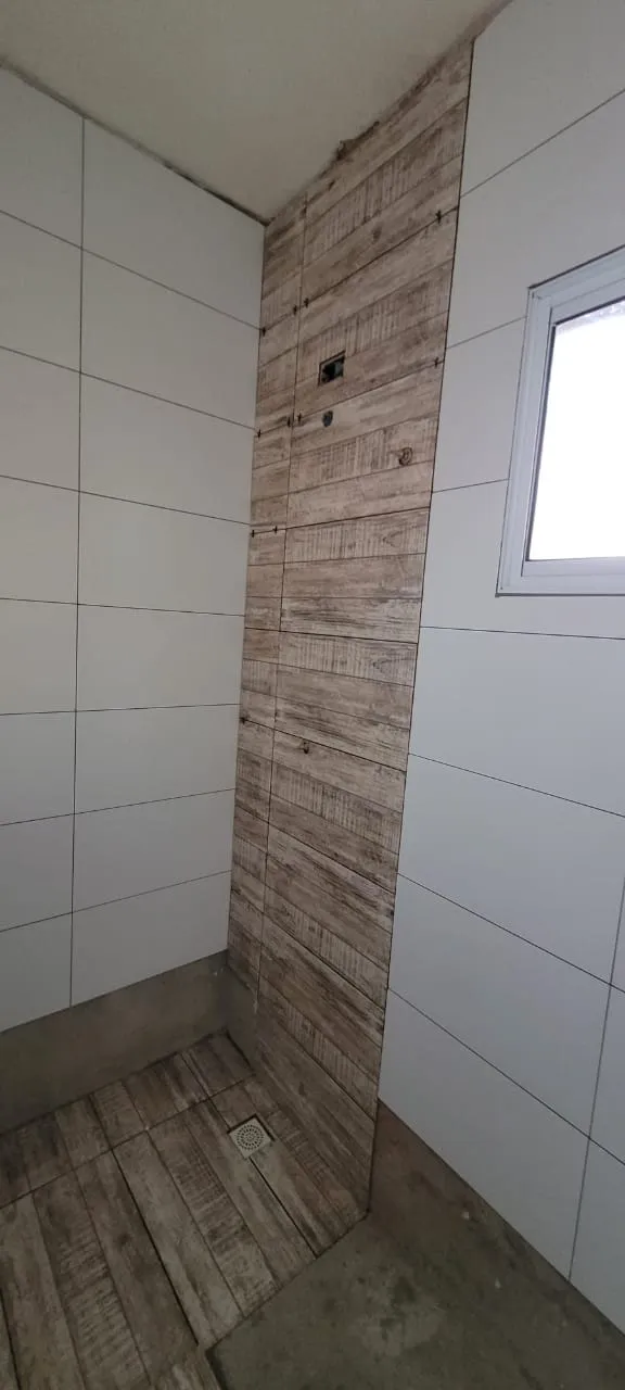 Imagem Casa à venda 2 Quartos, 2 Vagas, 125M², Residencial e Comercial Portal dos Eucaliptos, Pindamonhangaba - SP
