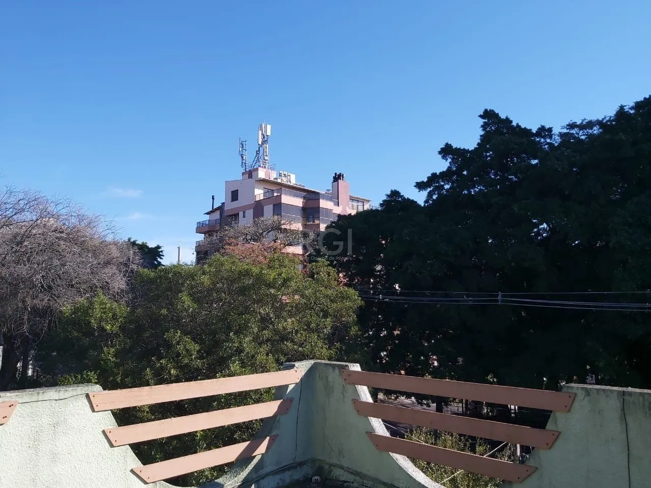 Imagem Terreno para Venda - 1043.21m², 0 dormitórios, Menino Deus, Porto Alegre