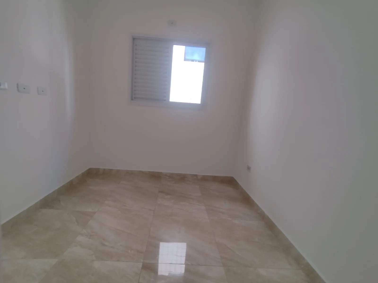 Imagem Fantástica casa em condomínio na Guilhermina - Praia Grande