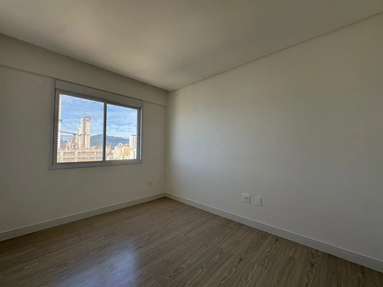 Imagem Apartamento com vista para o mar à venda com 179.5m2 por R$ 4.800.000,00