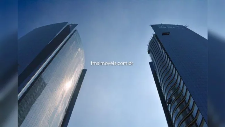 Imagem Conjunto Comercial de Alto Padrão na Chácara Santo Antônio: 4 Banheiros, 4 Vagas e 163,15m² - São Paulo-SP