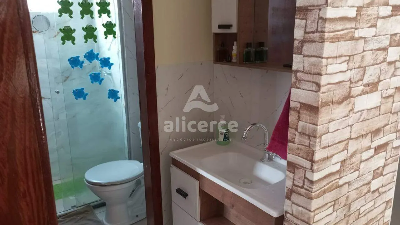 Imagem Apartamento reformado, sol da manhã, com 2 dormitórios no Real Parque