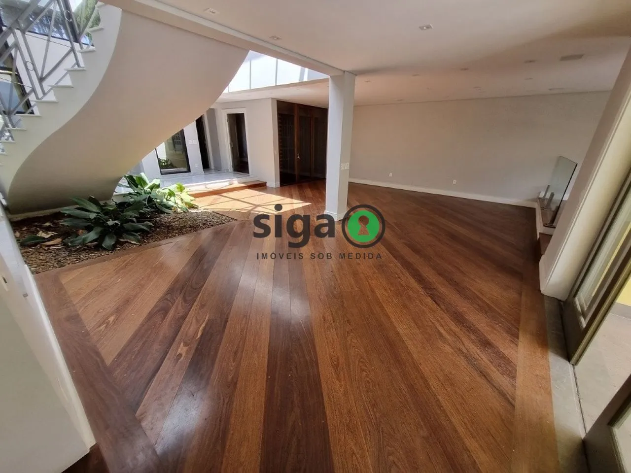 Imagem Casa em condomínio a venda no Alto da Boa Vista com 5 quartos