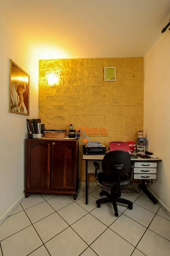Imagem Sobrado com 4 dormitórios à venda, 178 m² por R$ 750.000,00 - Jardim Santa Mena - Guarulhos/SP