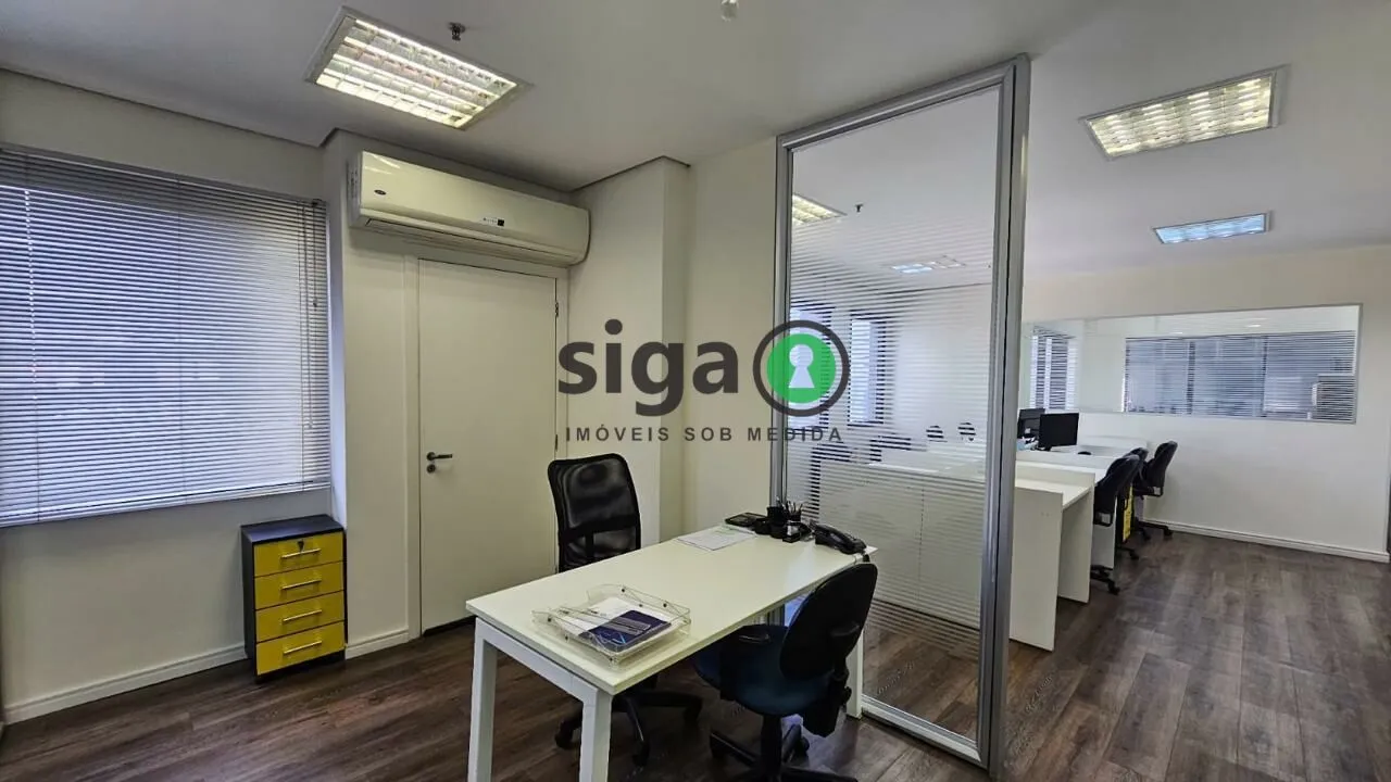Imagem Conjunto Comercial Mobiliado de 150m² com 4 Vagas na Vila Olímpia.