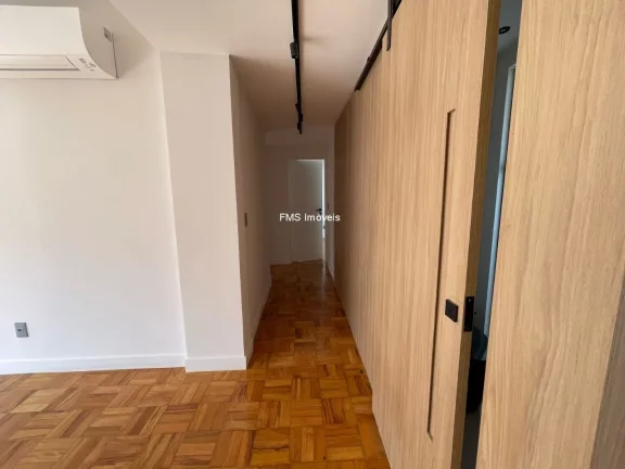 Imagem Excelente oportunidade: Apartamento de luxo com 3 suítes na Vila Nova Conceição, São Paulo-SP - 94m², 4 banheiros e vaga de garagem!