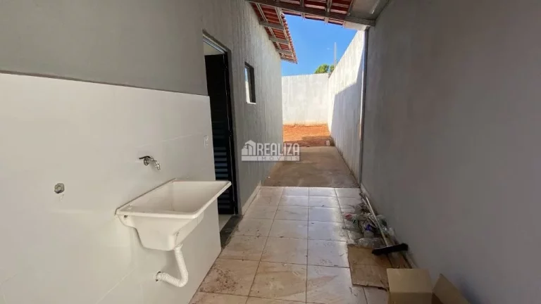 Imagem Casa à venda e locação no bairro Residencial Ilha de Marajó II, Uberaba