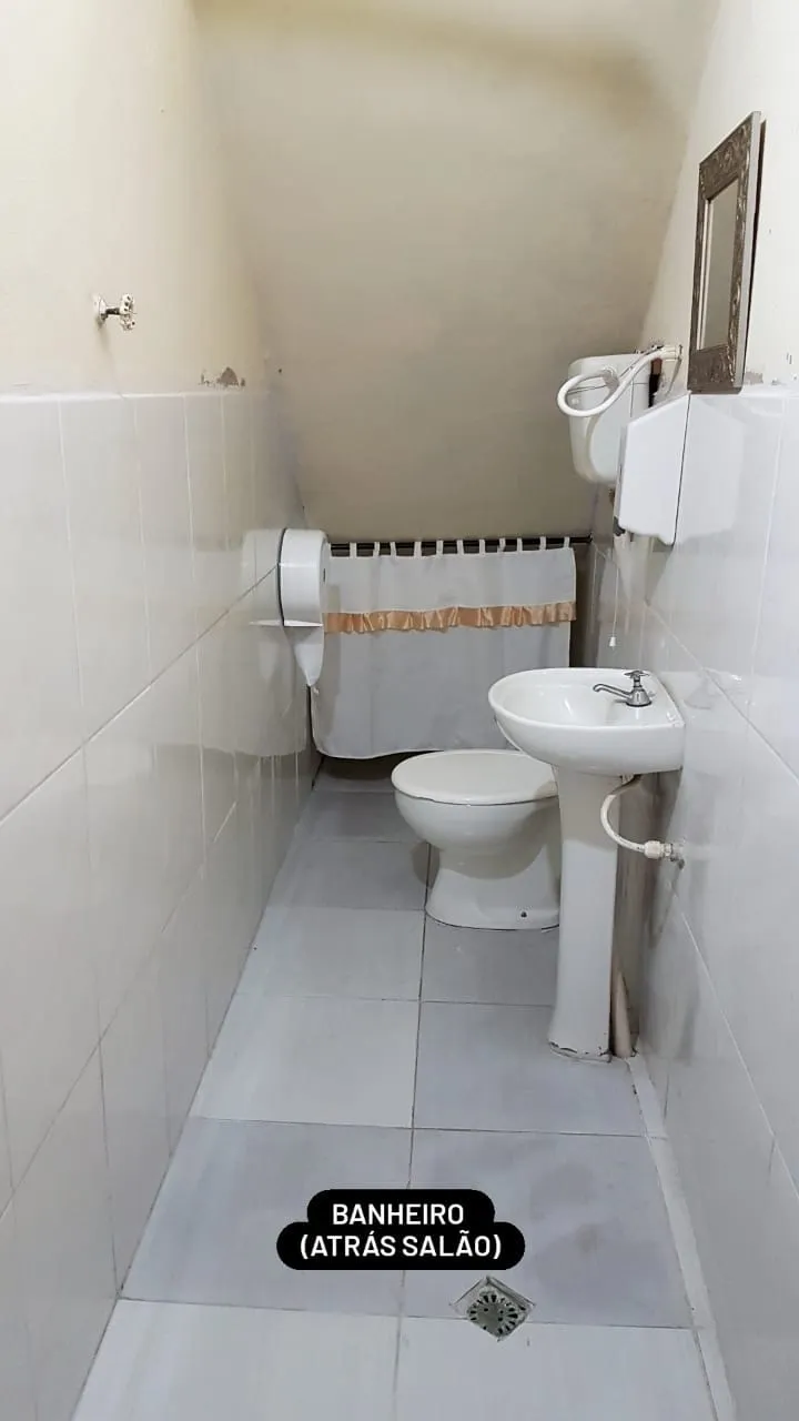 Imagem Comercial à venda 3 Quartos, 1 Suite, 4 Vagas, 250M², Esplanada Santa Terezinha, Taubaté - SP