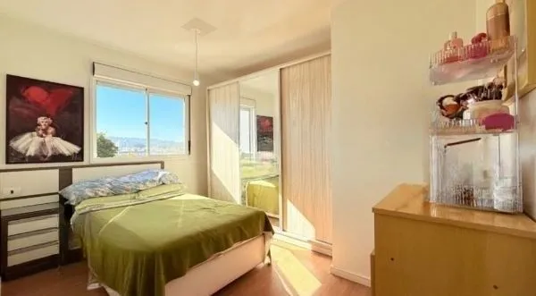 Imagem Apartamento de 2 dormitórios vaga e infra no bairro Camaquã