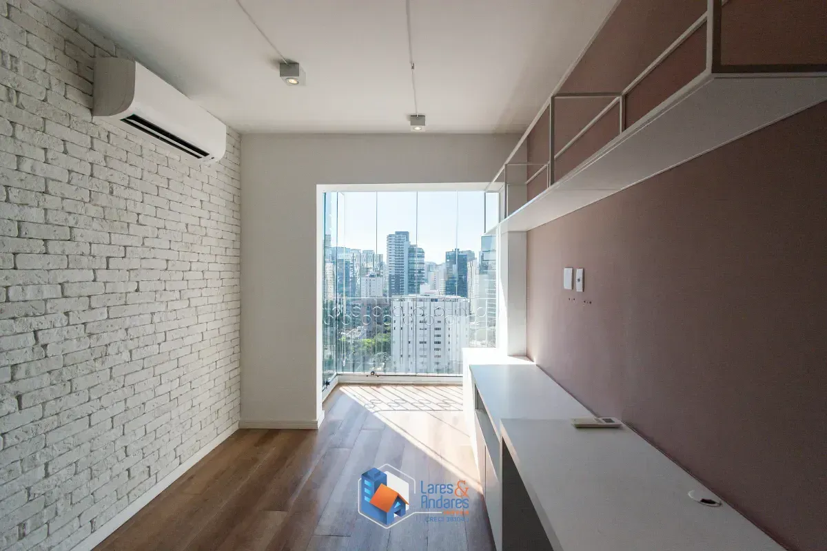 Foto do imóvel Cobertura para venda em Vila Olímpia com 2 quartos, sendo 1 suíte, 95m² em Rua Casa do Ator