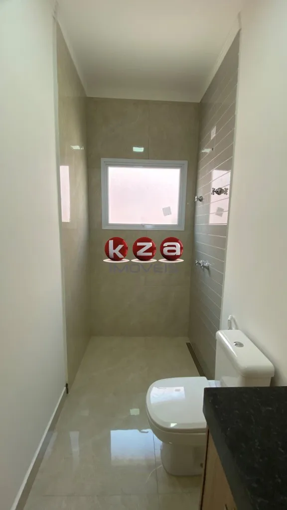 Imagem Casa em Condomínio de Alto Padrão em Valinhos-SP 3 suítes 2 salas 5 banheiros 223m² Village Santa Clara