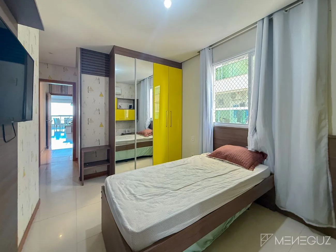 Imagem Apartamento à venda na Praia do Morro, Guarapari - 3 quartos, 2 suítes, frente mar, mobiliado