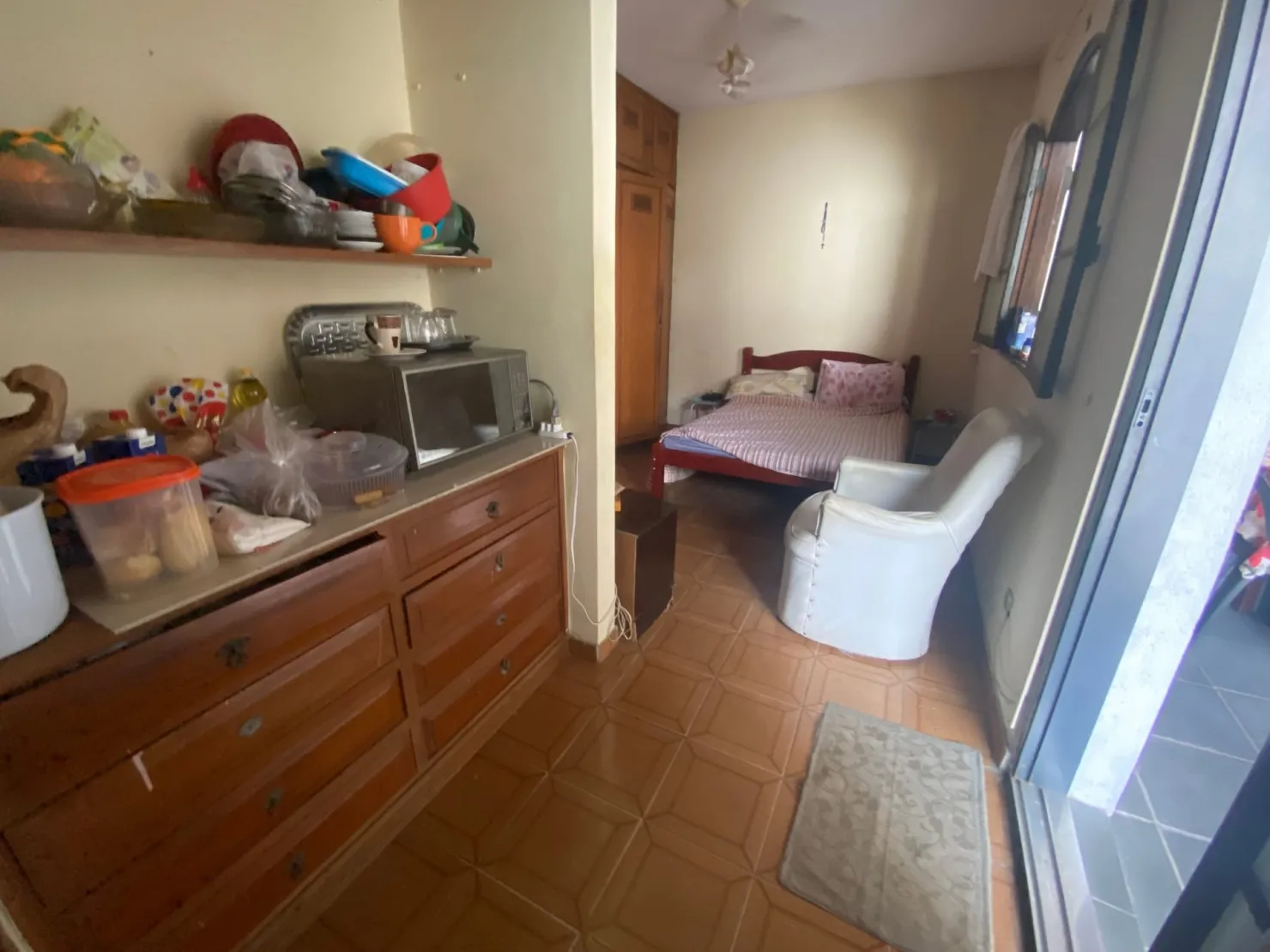 Imagem Comercial à venda 3 Quartos, 1 Suite, 2 Vagas, 200M², Ponte Alta, Aparecida - SP
