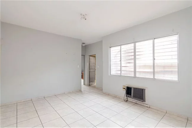 Imagem Edifício Comercial para venda no bairro Santa Maria Goretti em Porto Alegre