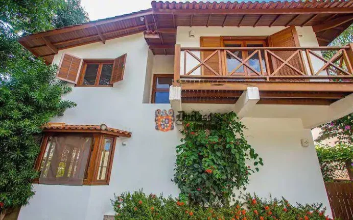 Imagem Sobrado com 4 dormitórios à venda, 216 m² por R$ 3.600.000,00 - Cambaquara - Ilhabela/SP