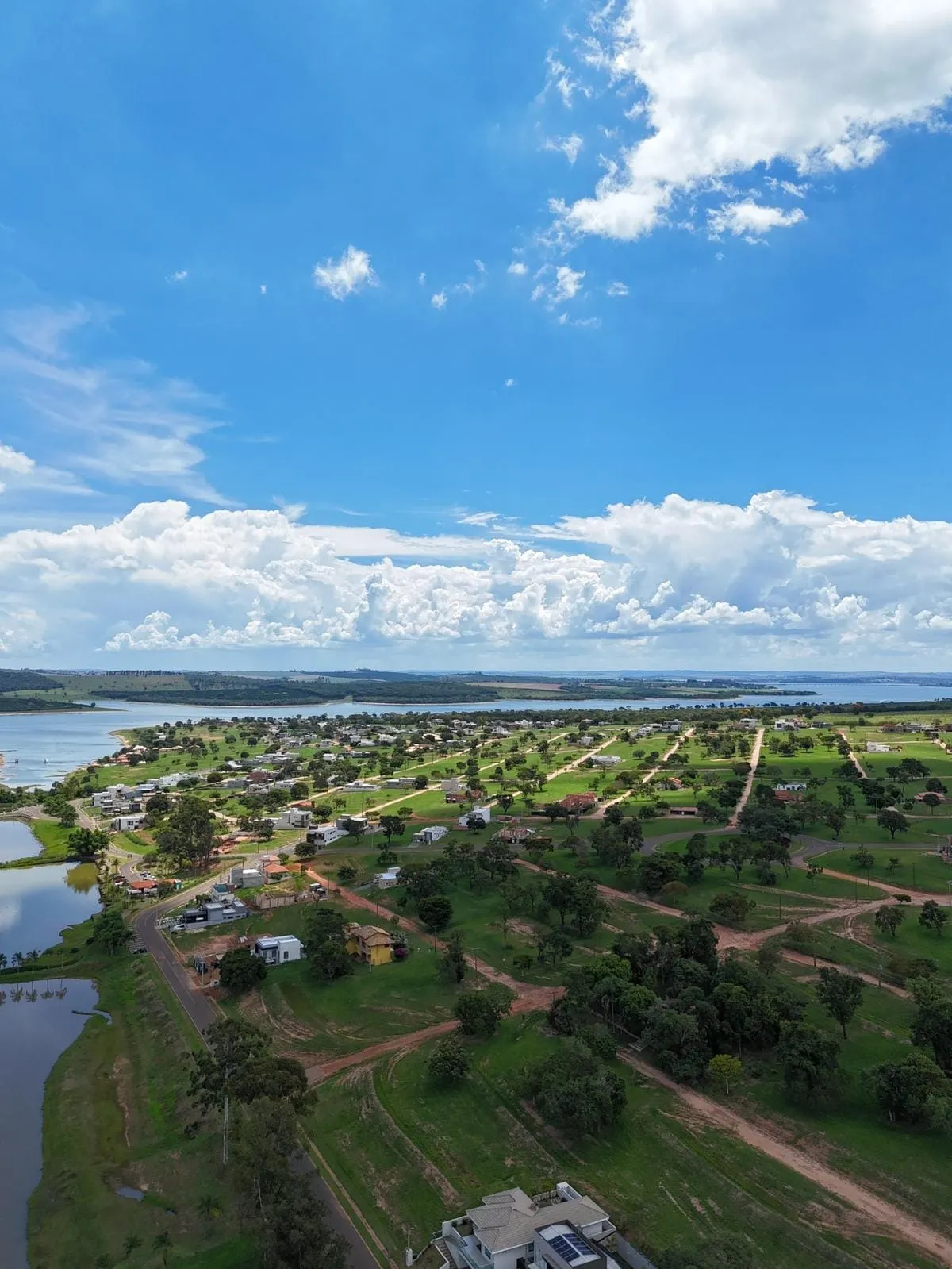 Imagem Lotes Exclusivos à Beira da Represa Jurumirim - Riviera de Santa Cristina XIII