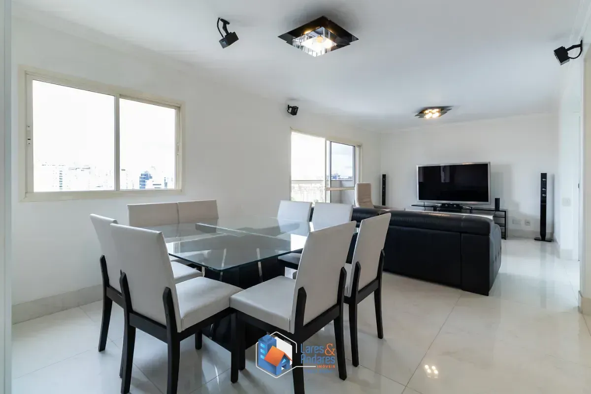Foto do imóvel Apartamento para venda em Moema com 3 quartos, sendo 3 suítes, 150m² em Avenida Cotovia