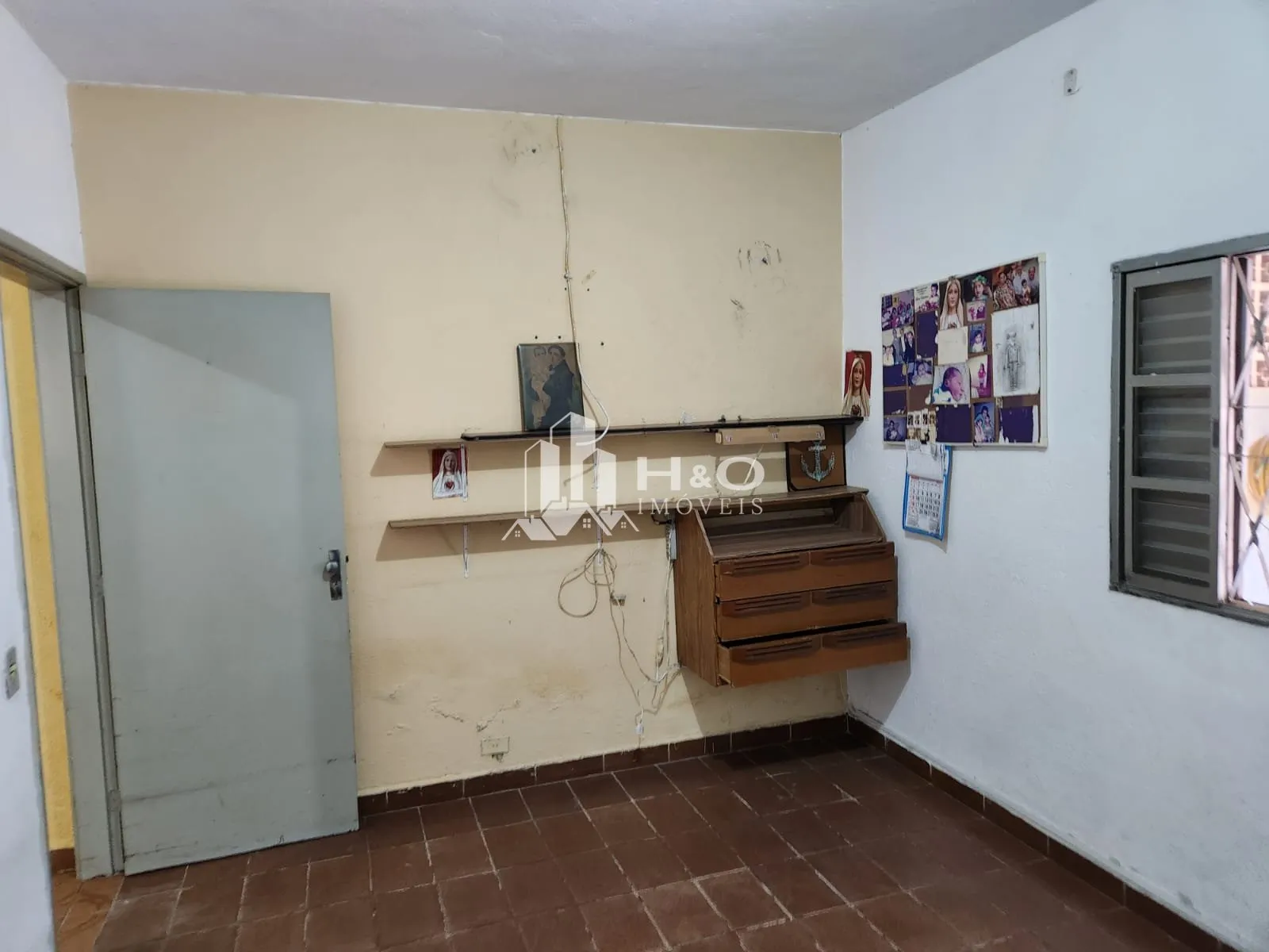 Imagem Casa Térrea com 140m² à Venda na Vila Carmosina - Espaço, Conforto e Excelente Localização!