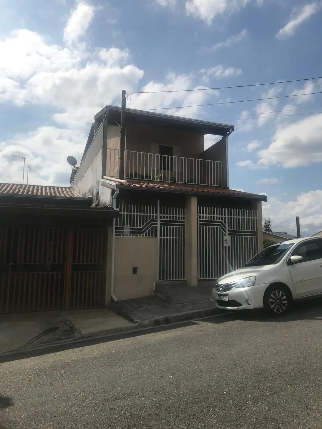 Imagem Casa à venda 3 Quartos, 1 Vaga, 125M², Residencial Mombaça, Pindamonhangaba - SP