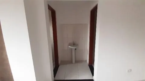 Imagem LOCAÇÃO DE SALAS COMERCIAIS NO GOPOÚVA, EM GUARULHOS/SP, 46m² com salão amplo, muita luz natural, 02 toaletes e unidades disponíveis. CONSULTE-NOS.