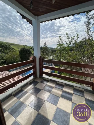 Imagem Oportunidade Única: Linda Chácara de 2.000m² à Venda