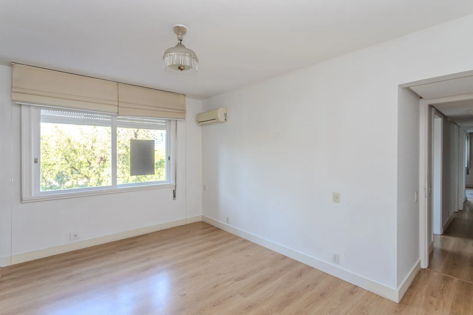 Imagem Apartamento no Moinhos de Vento de 3 dormitórios vaga e infra DESOCUPADO