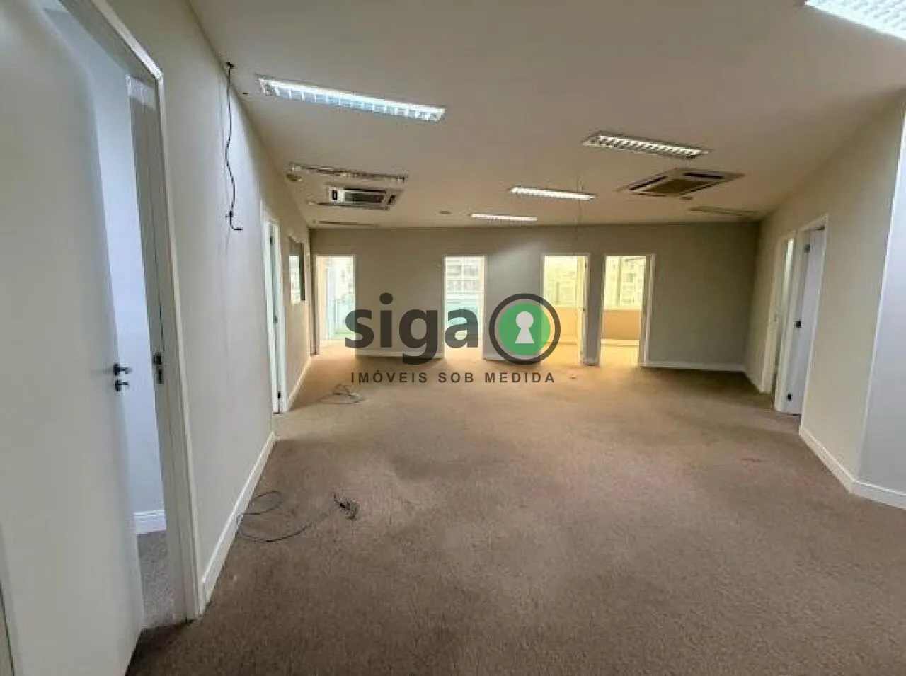Imagem Conjunto Comercial a Venda e Locação em Cerqueira César com 153m², Sem mobília.