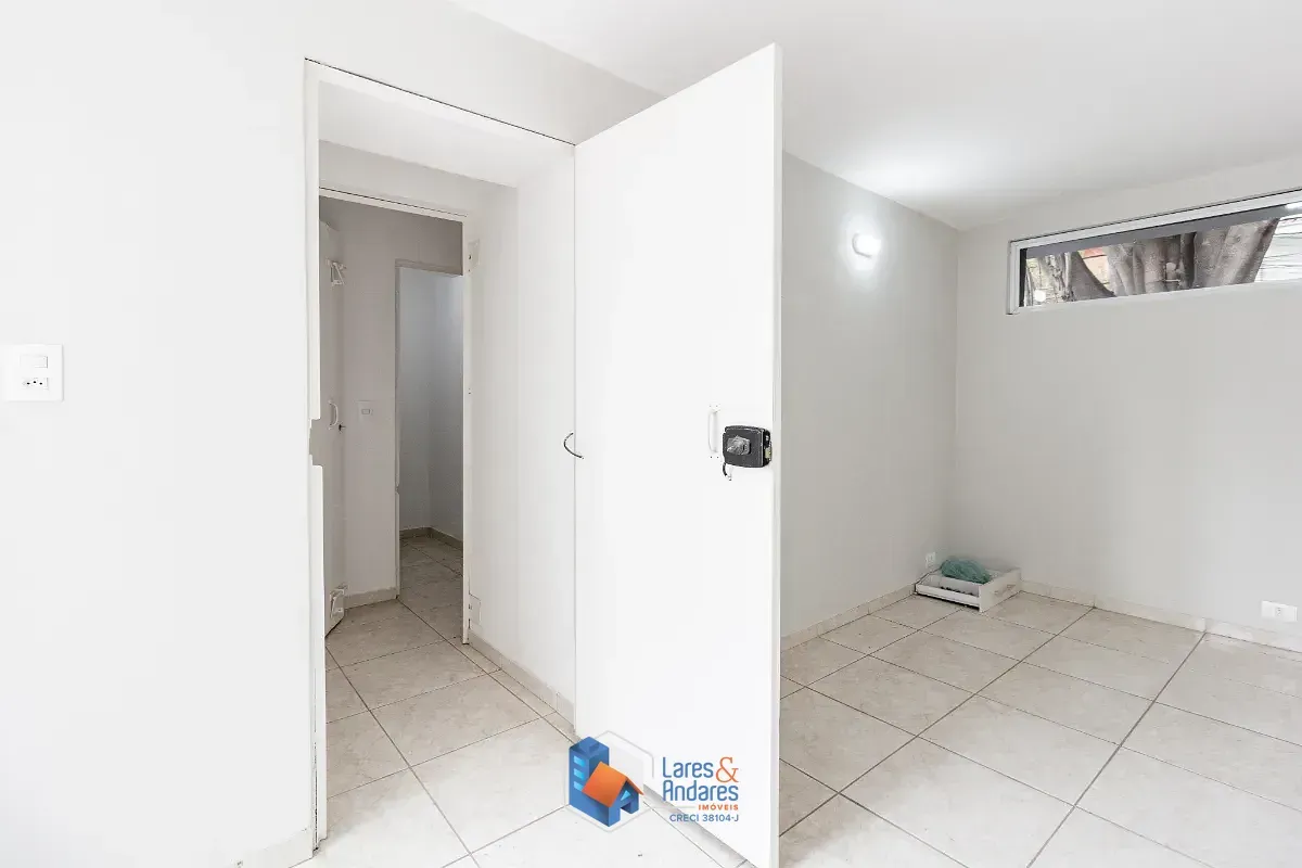 Imagem Casa comercial para venda em Jardim Hípico, 582m²