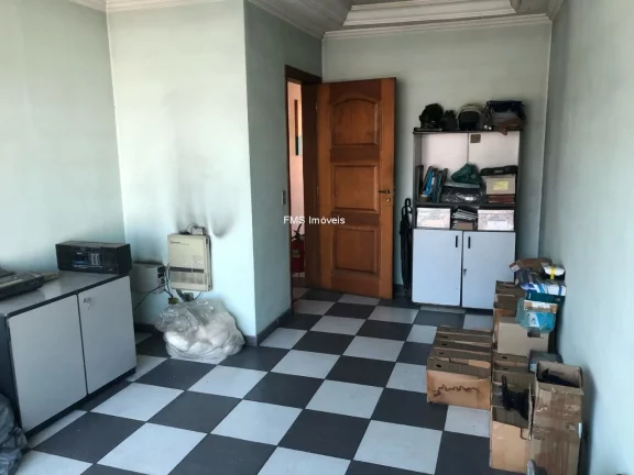 Imagem Imóvel comercial com 600m2 na Av. Nossa Senhora do Sabará - Zona Sul.