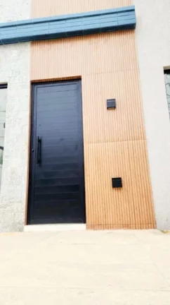 Imagem EXCELENTE SOBRADO NA MIRIM COM 3 DORMITÓRIOS 1 SUÍTE E COM 3 VAGAS!!!