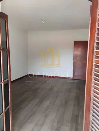 Imagem Linda casa localizada na Zona sul bairro Dom Pedro 5 dormitorios Suite