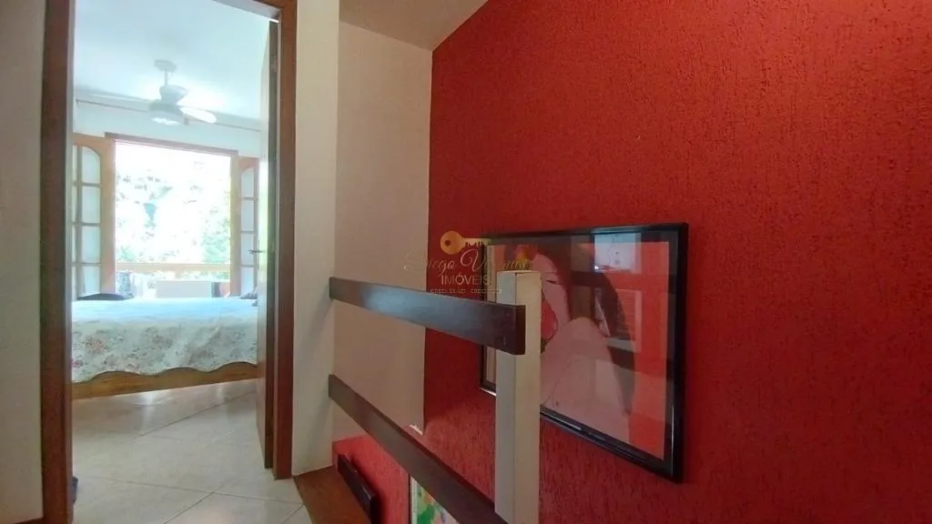 Imagem Casa em Condomínio para Venda em Teresópolis / RJ no bairro Panorama