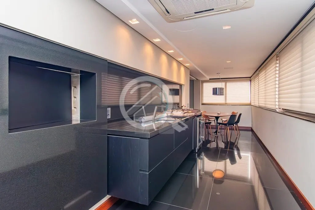 Imagem Apartamento de luxo na rua Santo Inácio em Moinhos de Vento - Porto Alegre. Preço e disponibilidad...