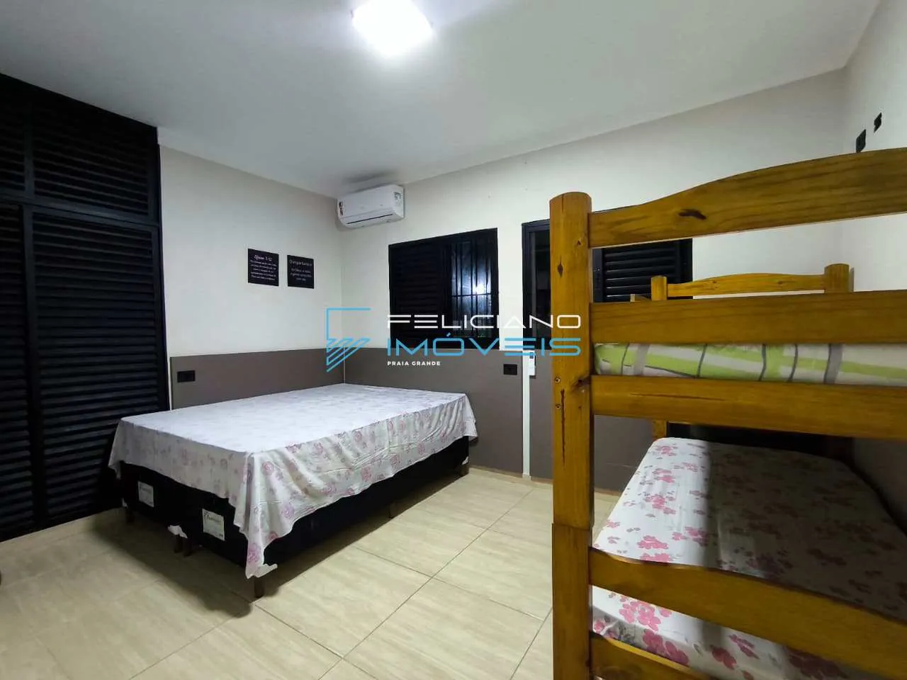 Imagem Casa com 4 quartos, Flórida, Praia Grande - R$ 2.35 mi, Cod: 7548