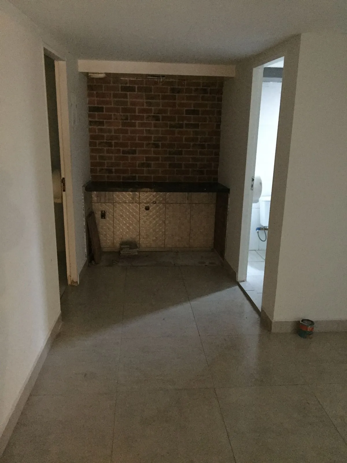 Imagem Salão Comercial para Locação no Centro de Sorocaba-SP: 1 Sala, 4 Banheiros, 164m² de Área
