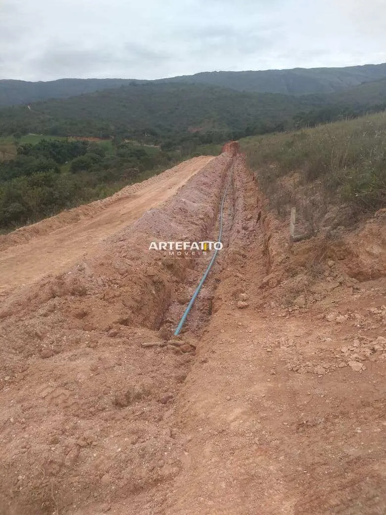 Imagem Terreno à venda em São Roque de Minas, Centro, 468m2