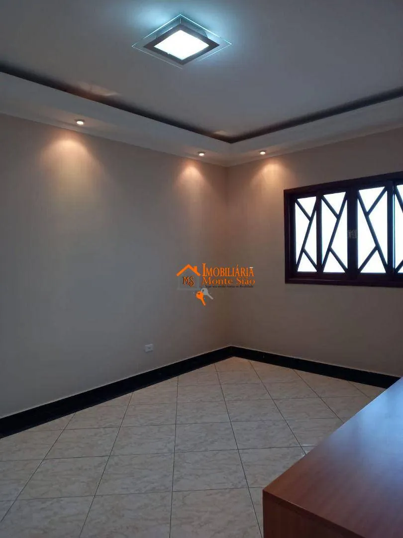 Foto do imóvel Sobrado com 3 dormitórios à venda, 122 m² por R$ 790.000,00 - Vila Fátima - Guarulhos/SP