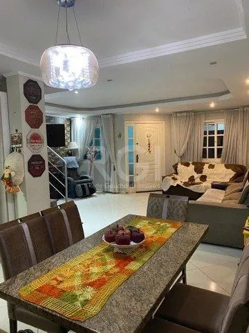 Imagem Sobrado para Venda - 204m², 3 dormitórios, sendo 1 suites, 2 vagas - Sarandi