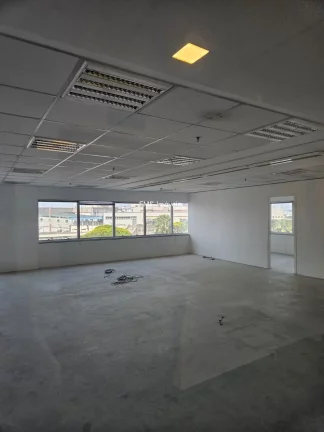 Imagem Andar Comercial com 6 vagas de garagem na Vila Congonhas, SP - 241,11 m² de área!