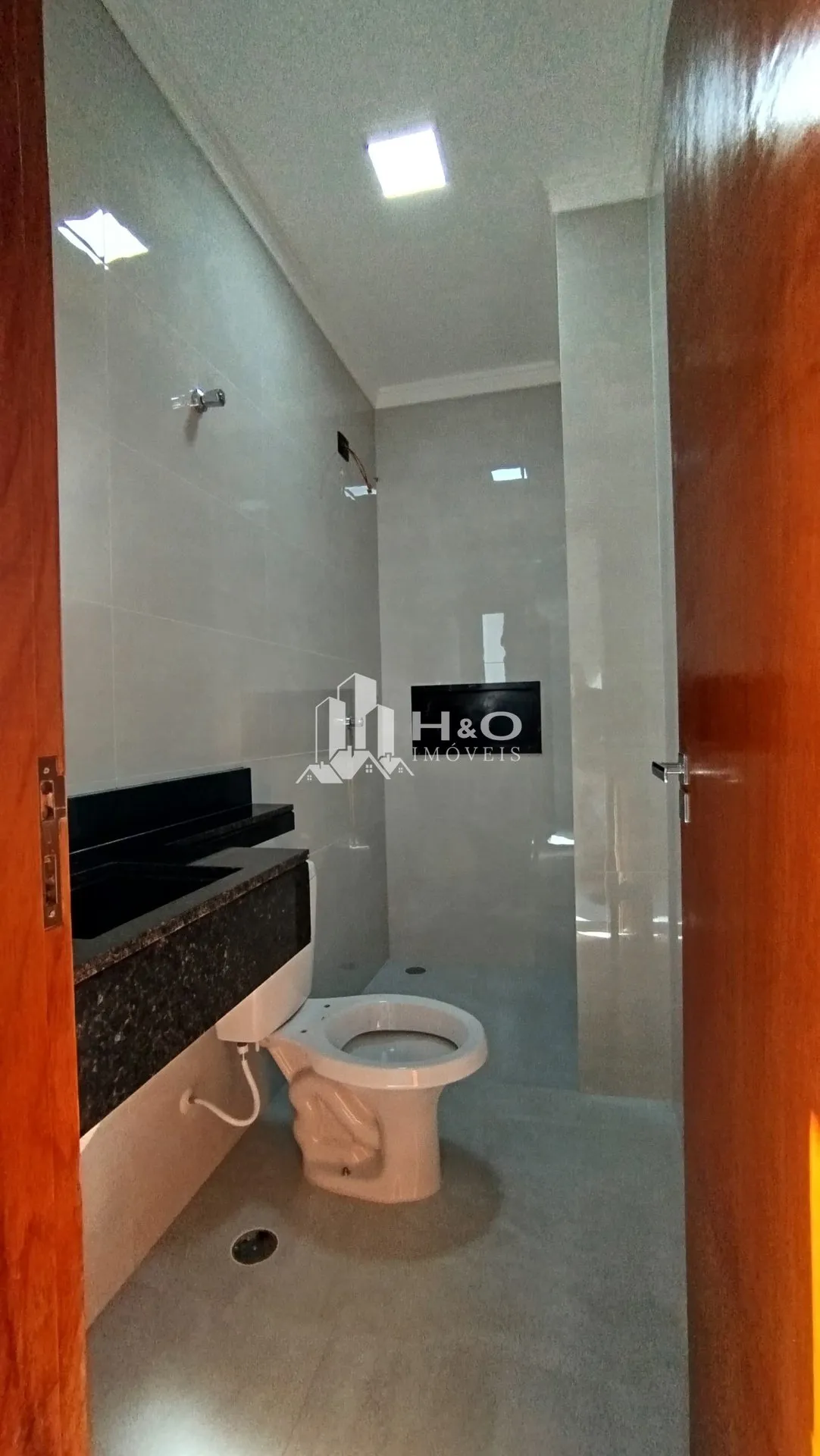 Imagem Oportunidade, Lindo Sobrado Frontal à Venda no Jardim Brasília - 123m² de Área Útil!