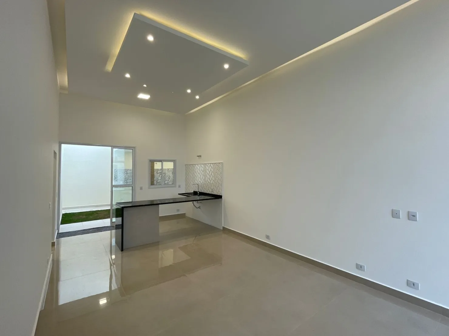 Imagem Casa à venda 2 Quartos, 1 Suite, 90M², Vila Prado, Pindamonhangaba - SP | Condomínio Vila Romana