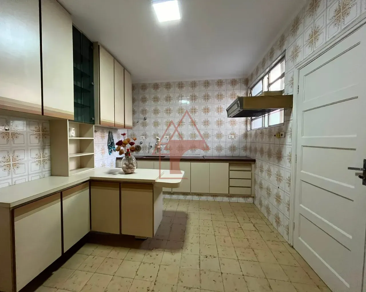 Imagem Casa com 3 Quartos à Venda, 127 metros em Encruzilhada - Santos